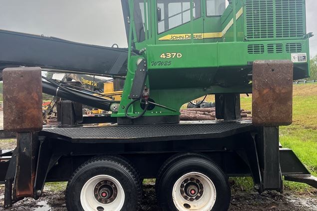2015 John Deere 437D Log Loader